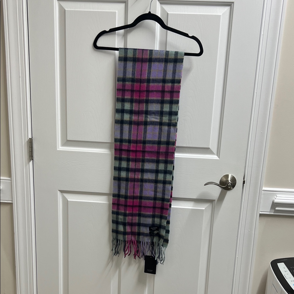 Kiltand Of Scotland Women’s Plaid Pink Gray Scarf Lambswool New 10x65